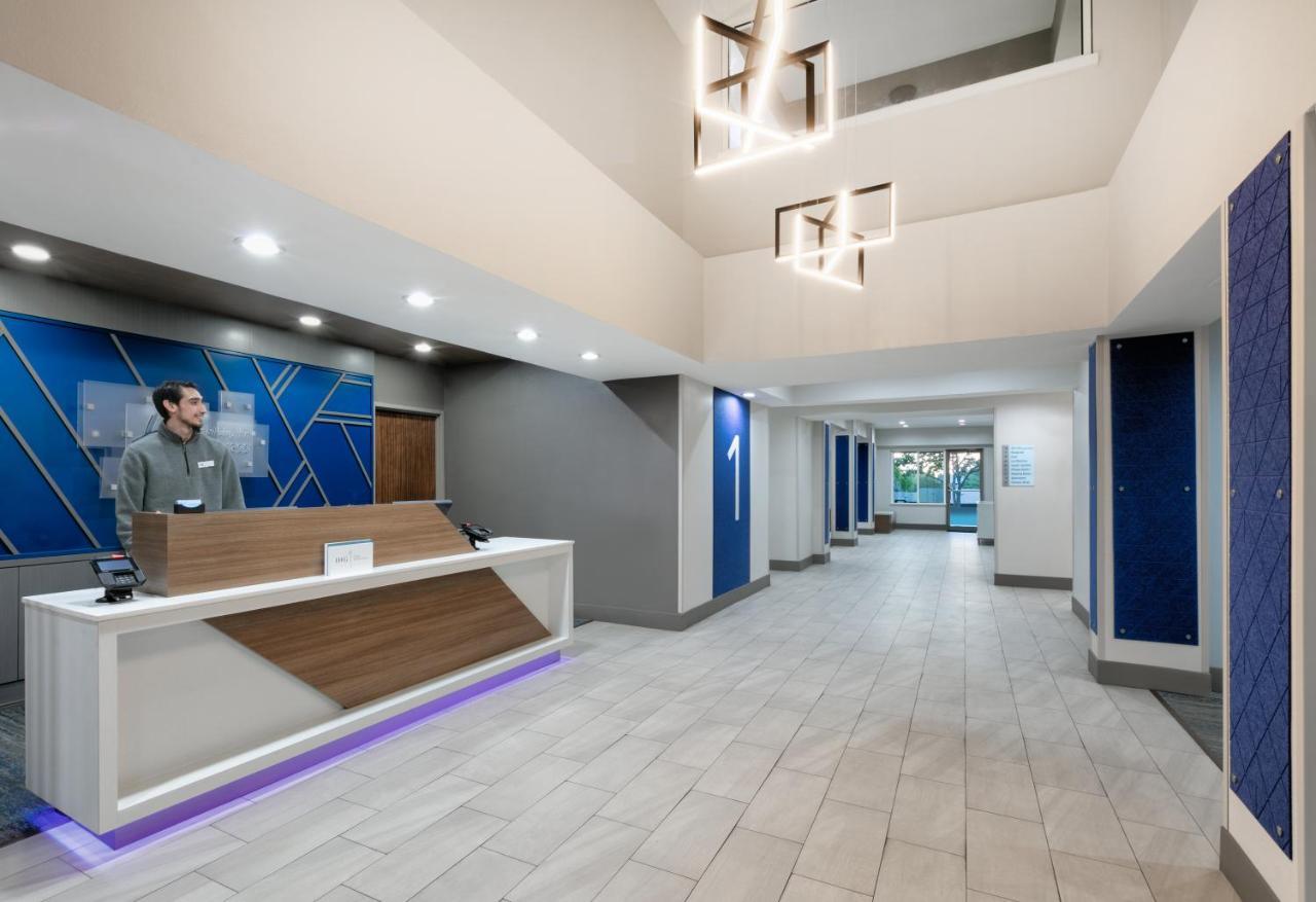 Holiday Inn Express & Suites - Dallas Park Central Northeast By Ihg Exteriér fotografie