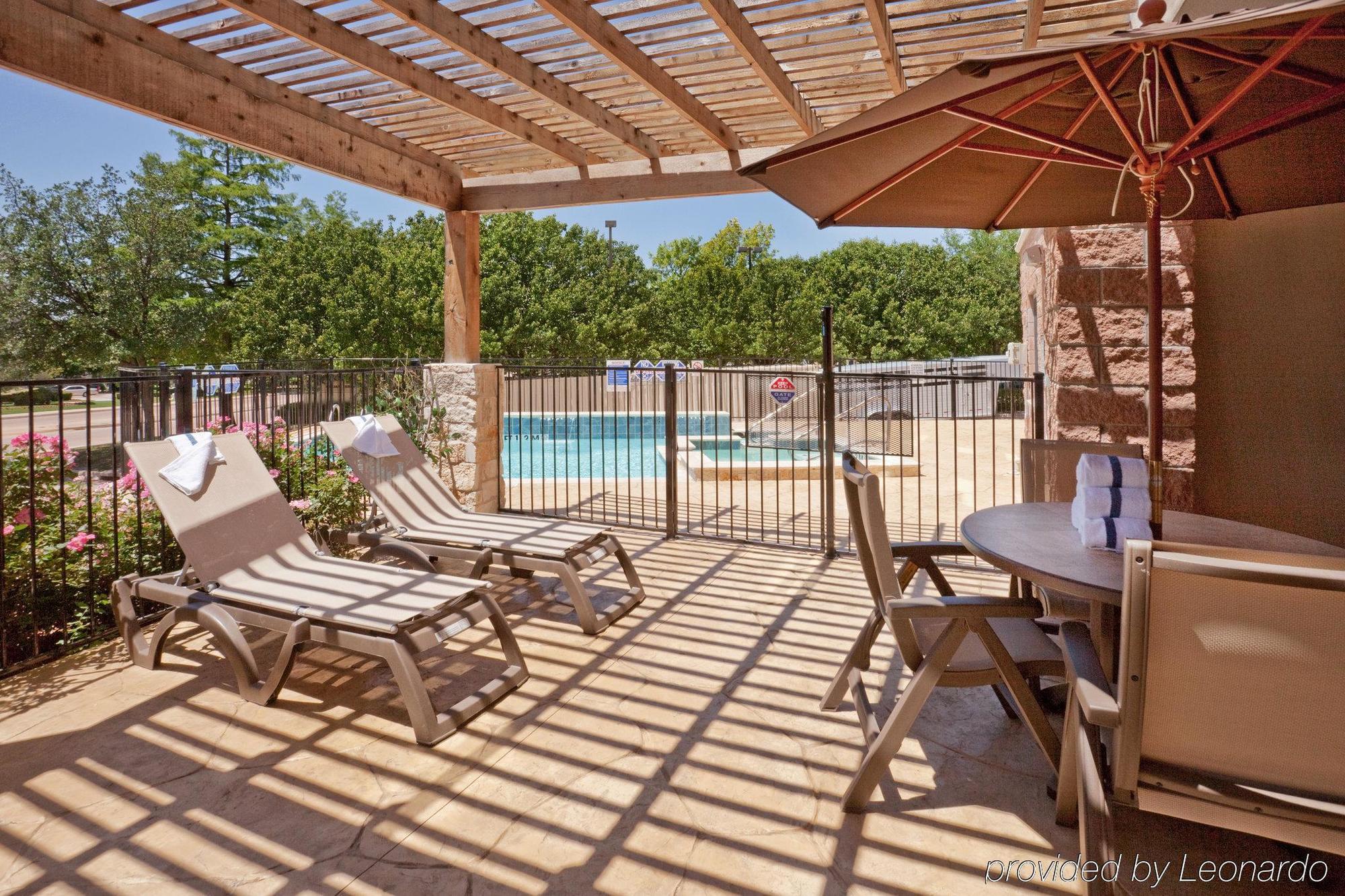Holiday Inn Express & Suites - Dallas Park Central Northeast By Ihg Zařízení fotografie