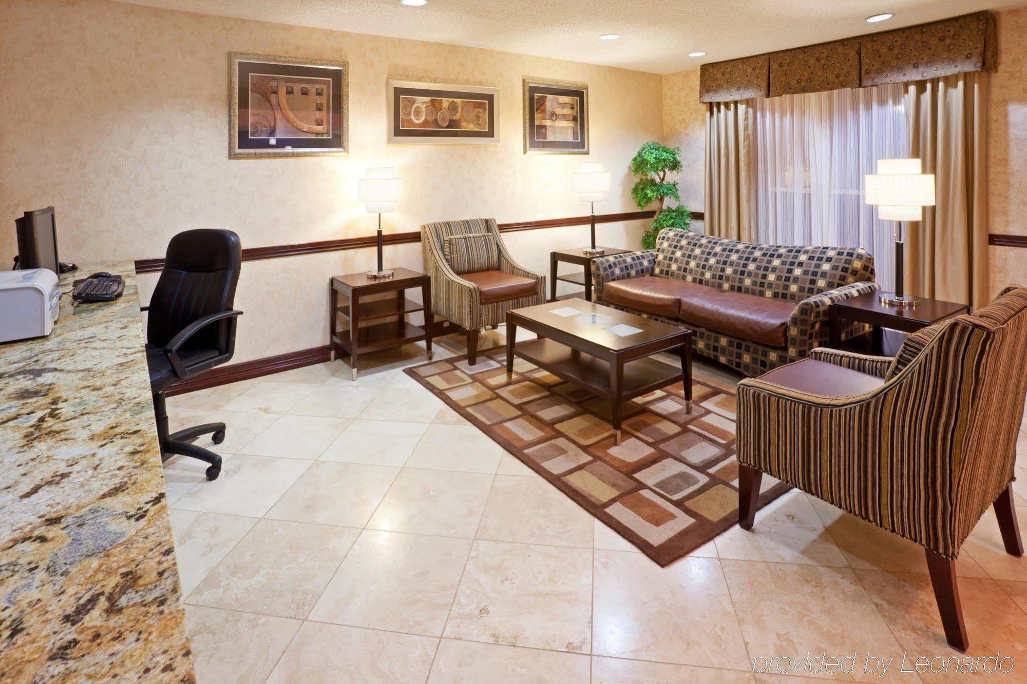 Holiday Inn Express & Suites - Dallas Park Central Northeast By Ihg Interiér fotografie