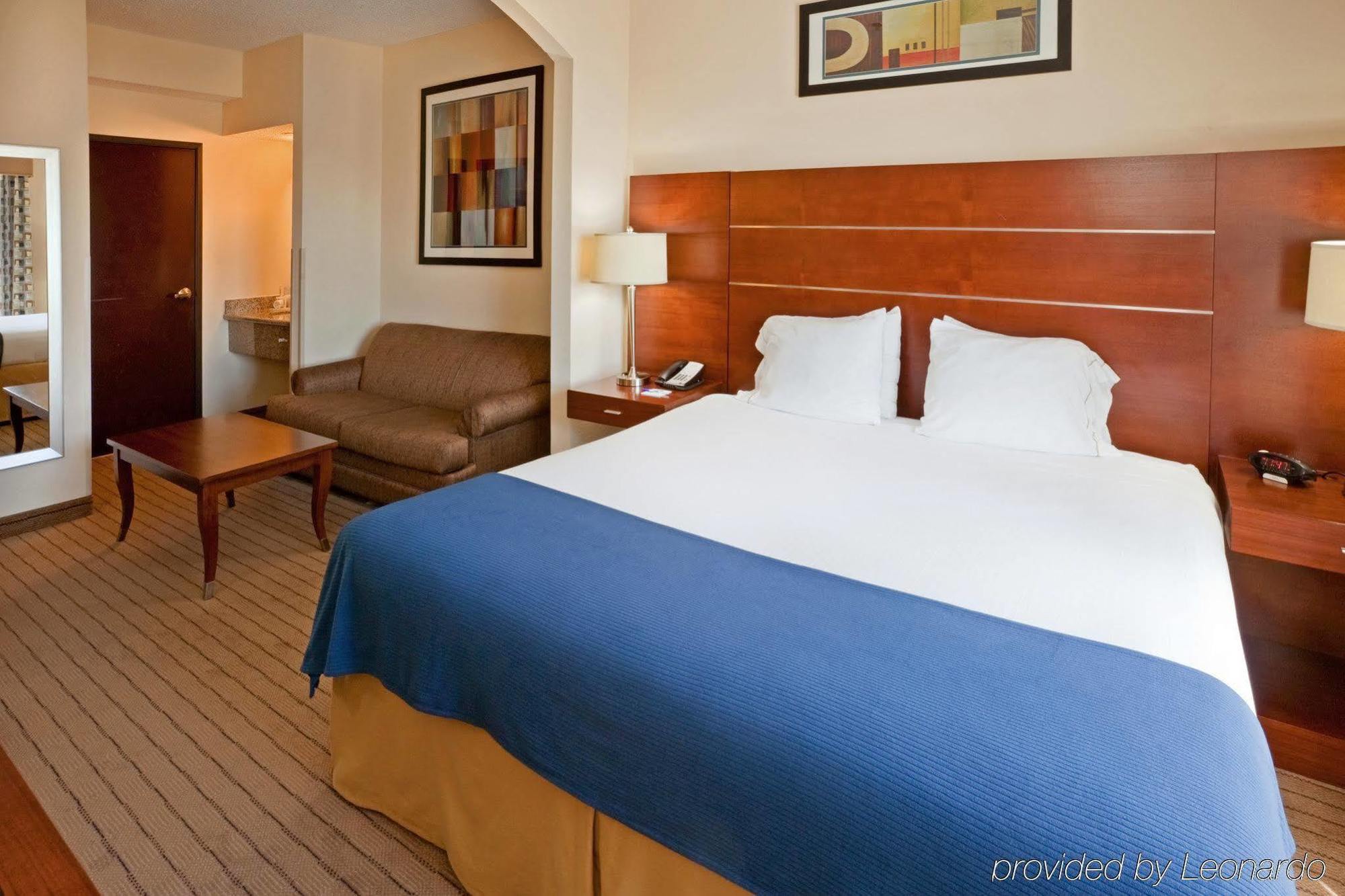 Holiday Inn Express & Suites - Dallas Park Central Northeast By Ihg Pokoj fotografie