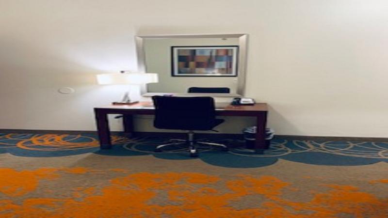Holiday Inn Express & Suites - Dallas Park Central Northeast By Ihg Exteriér fotografie